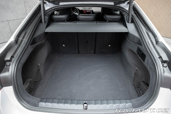 BMW 4 420d xD REZERVACE 2022