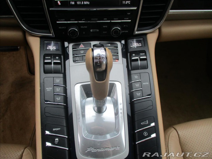 Porsche Panamera 3,6 i V6 220kw 4x4 odp. D 2010