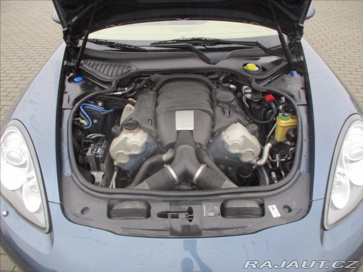 Porsche Panamera 3,6 i V6 220kw 4x4 odp. D 2010