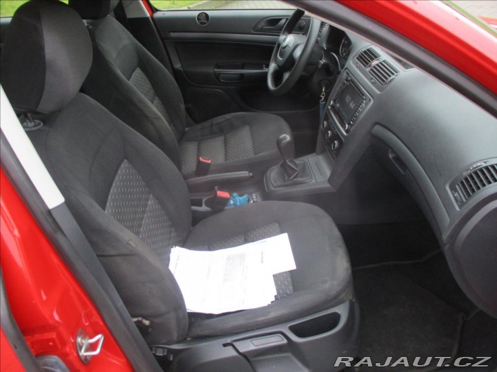 Škoda Octavia 1,6 TDi 77kw Ambiente 2ma 2010