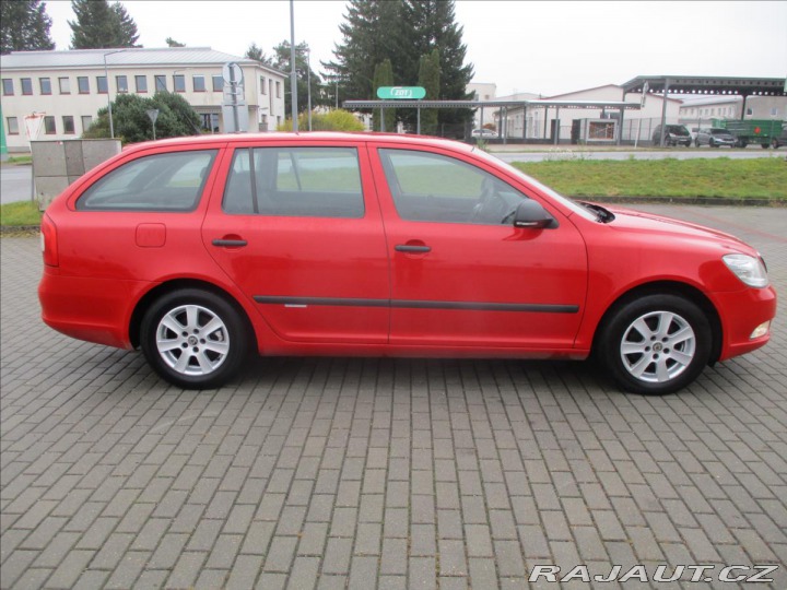 Škoda Octavia 1,6 TDi 77kw Ambiente 2ma 2010