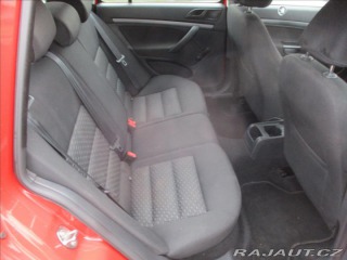 Škoda Octavia 1,6 TDi 77kw Ambiente 2ma 2010