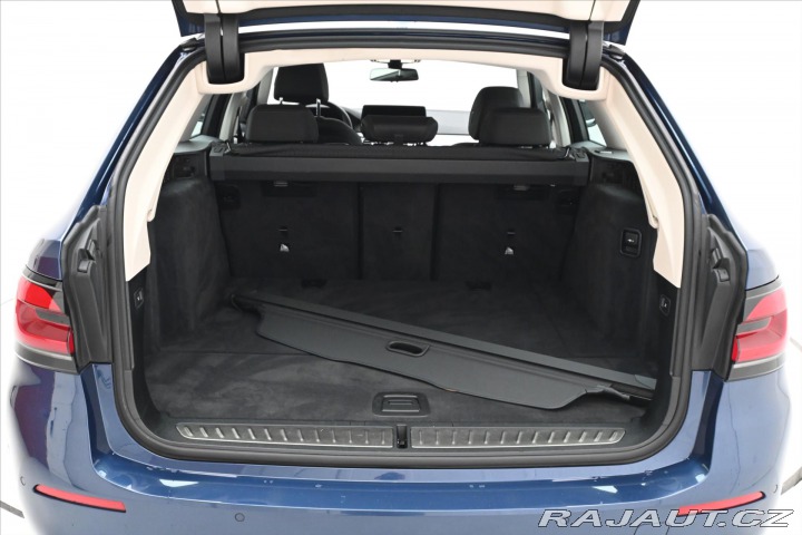 BMW 5 3,0 530d 210kW AT8 LED Zá 2020