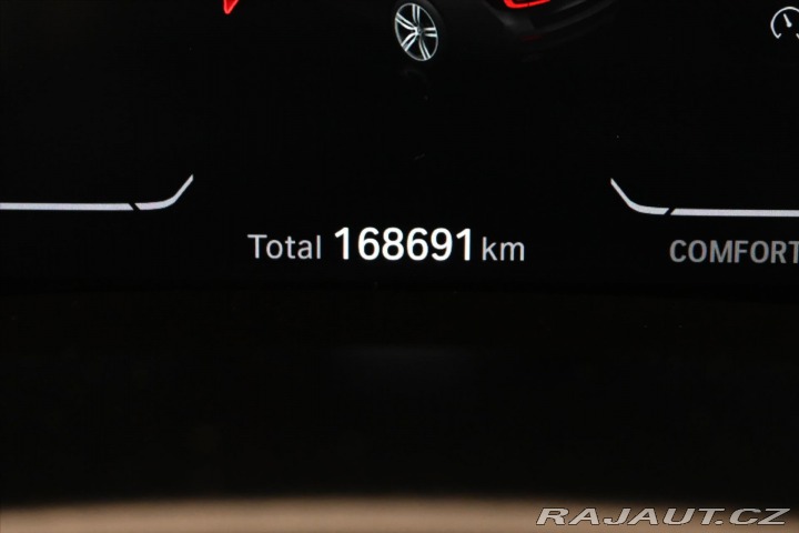 BMW 5 3,0 530d 210kW AT8 LED Zá 2020