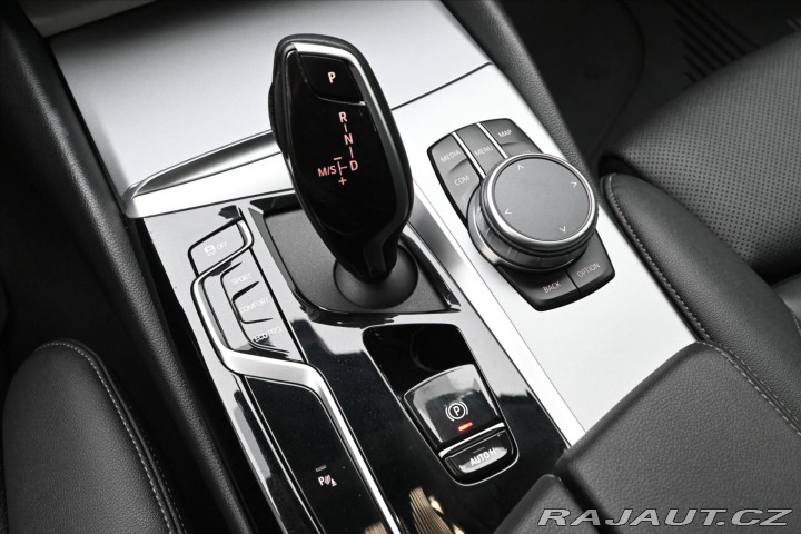 BMW 5 3,0 530d 210kW AT8 LED Zá 2020