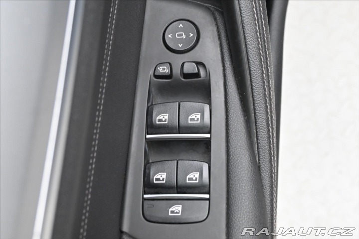 BMW 5 3,0 530d 210kW AT8 LED Zá 2020