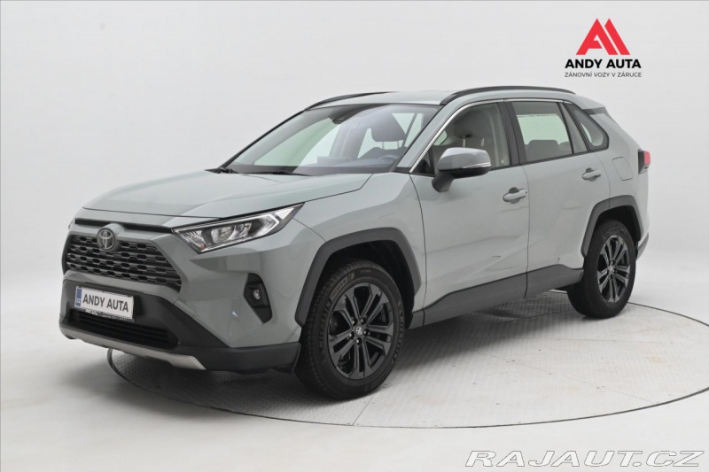 Toyota RAV4 2,0 VVT-iE 130kW Business