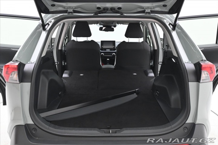 Toyota RAV4 2,0 VVT-iE 130 kW Busines 2022