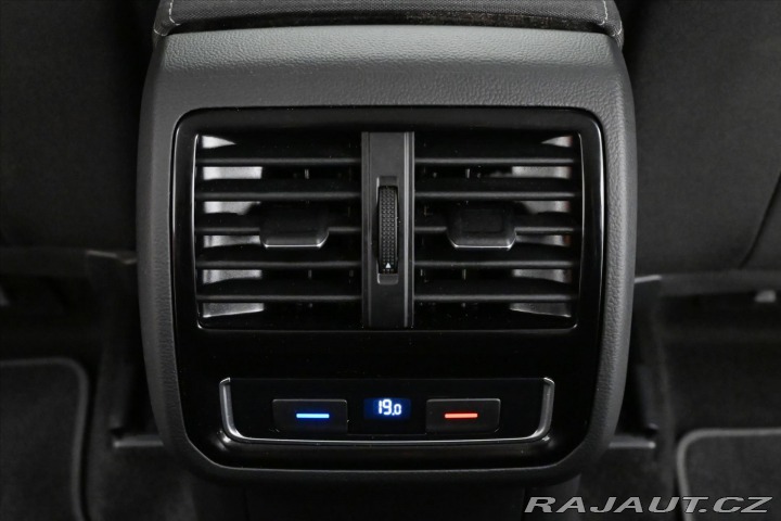 Volkswagen Passat 2,0 TDI 110kW Business DS 2021