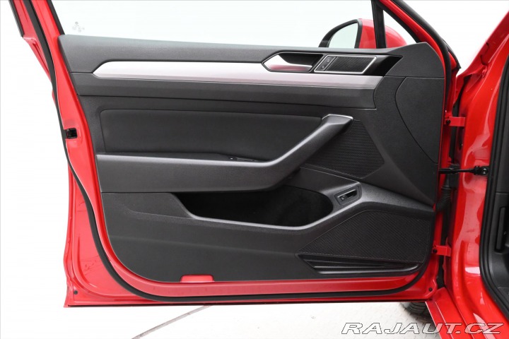 Volkswagen Passat 2,0 TDI 110kW Business DS 2021