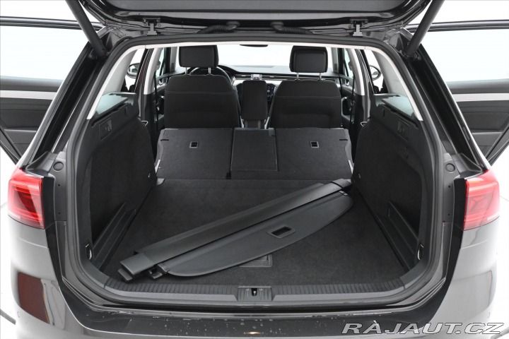 Volkswagen Passat 2,0 TDI 90 kW DSG Busines 2021