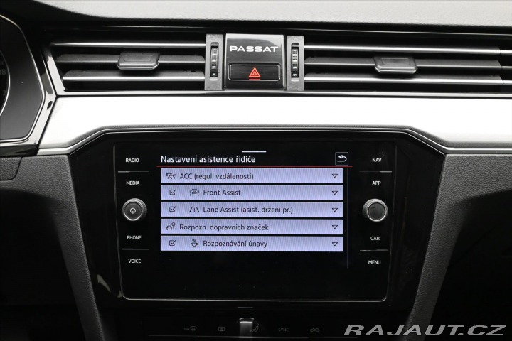 Volkswagen Passat 2,0 TDI 90kW Business DSG 2021