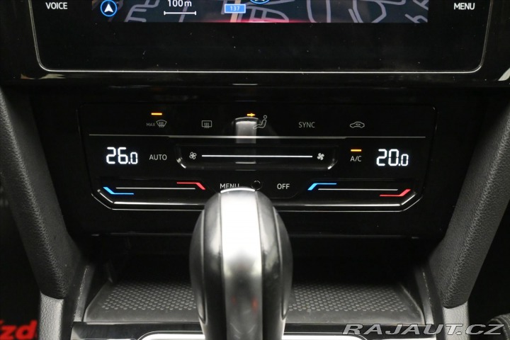 Volkswagen Passat 2,0 TDI 90 kW DSG Busines 2021