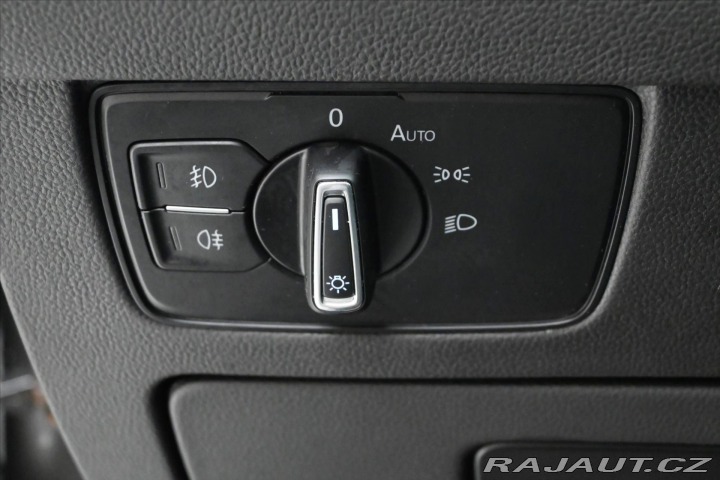 Volkswagen Passat 2,0 TDI 90 kW DSG Busines 2021