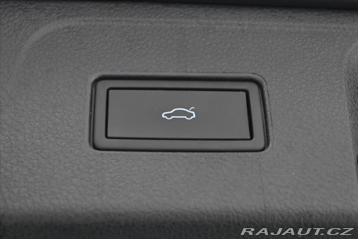 Volkswagen Passat 2,0 TDI 90 kW DSG Busines 2021