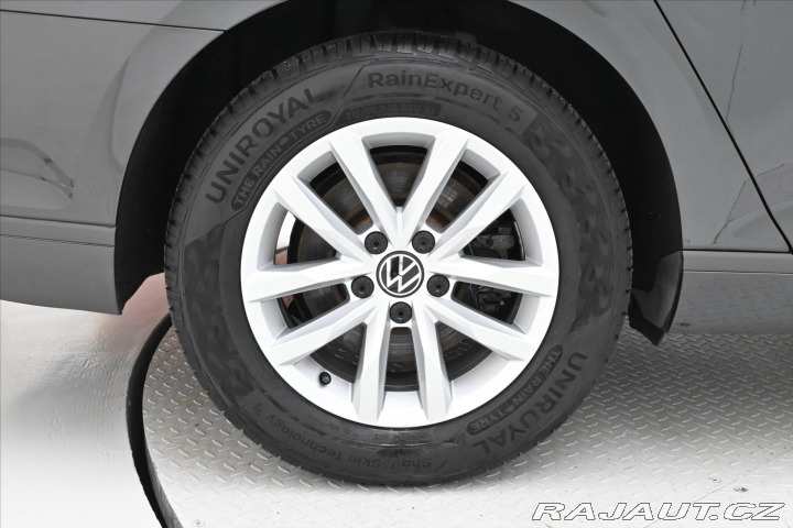 Volkswagen Passat 2,0 TDI 90 kW DSG Busines 2021