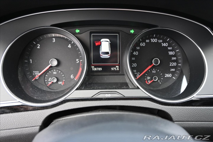 Volkswagen Passat 2,0 TDI 110kW Business DS 2021