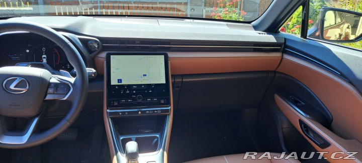 Lexus Ostatní modely LBX 1.5l 3 full-hybrid 2025
