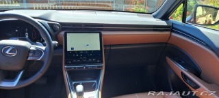 Lexus Ostatní modely LBX 1.5l 3 full-hybrid 2025