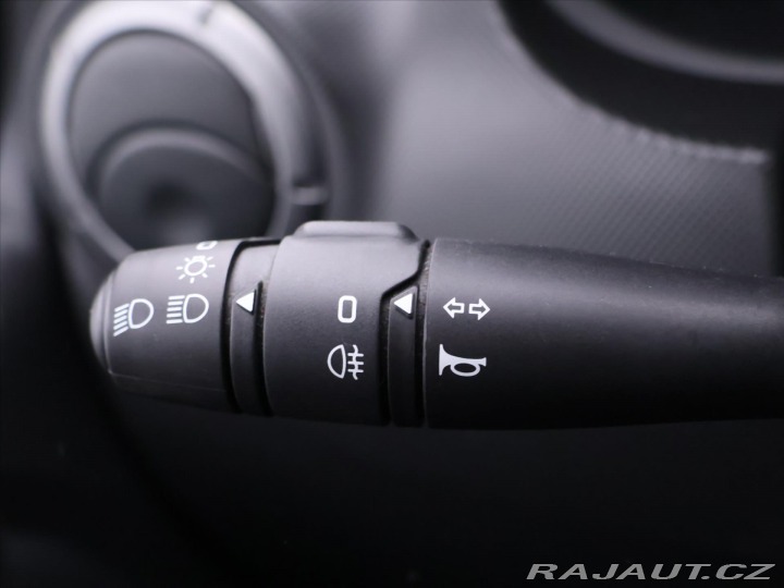 Dacia Duster 1,6 16V 77kW Klima Tažné 2011