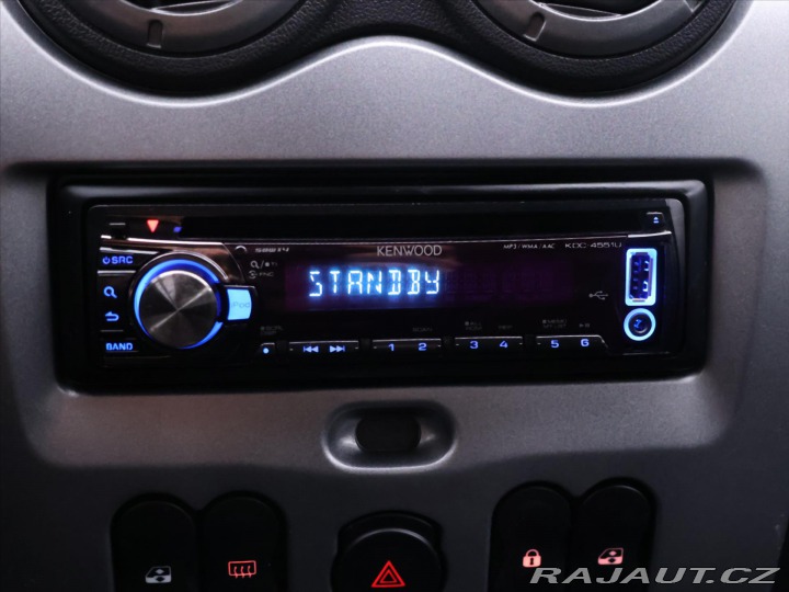 Dacia Duster 1,6 16V 77kW Klima Tažné 2011