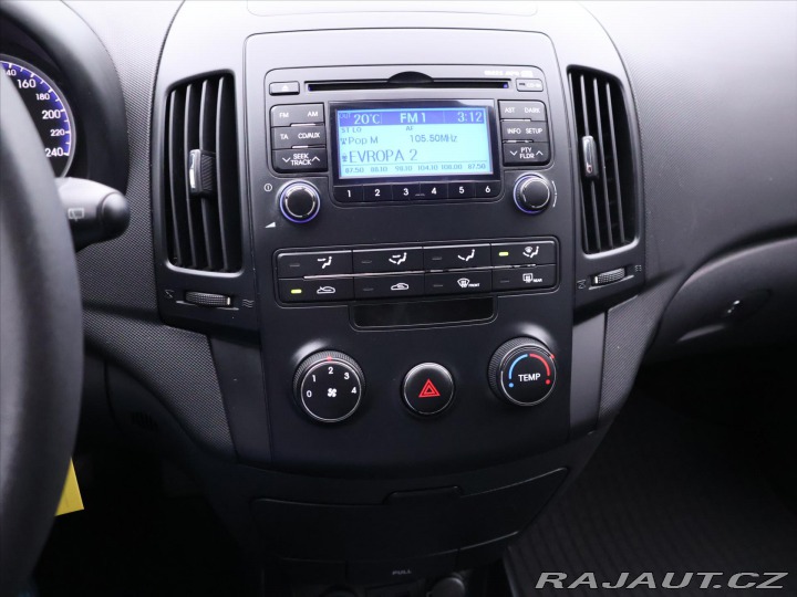 Hyundai i30 1,4 CVVTi 80kW CZ Serv. k 2009