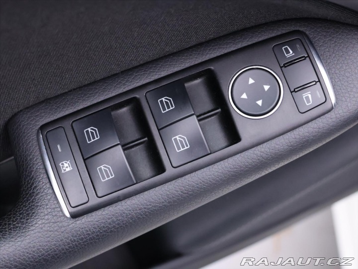 Mercedes-Benz B 1,6 180 90kW Xenon, Serv. 2012