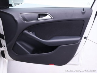 Mercedes-Benz B 1,6 180 90kW Xenon, Serv. 2012