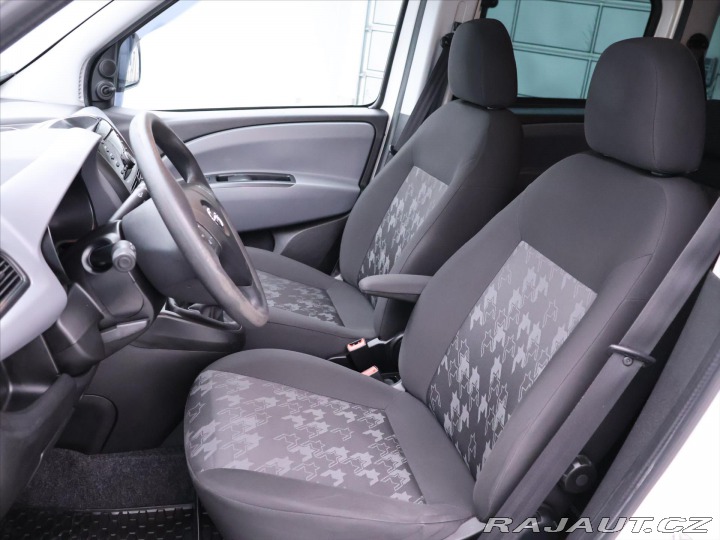 Opel Combo 1,6 CDTi CZ Klima Serv.Kn 2016