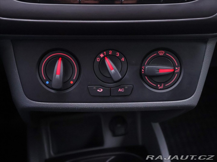 Seat Ibiza 1,4 i 63kW Klima CZ 1.Maj 2011