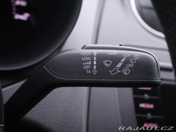 Seat Ibiza 1,4 i 63kW Reference CZ 1 2011