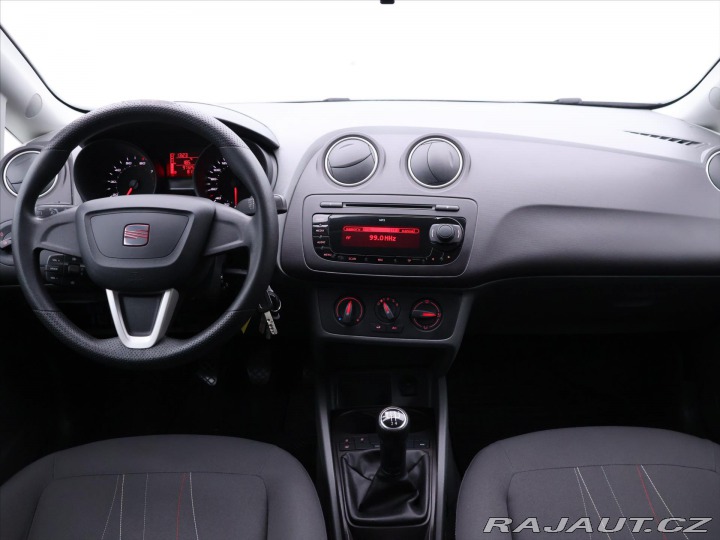 Seat Ibiza 1,4 i 63kW Reference CZ 1 2011