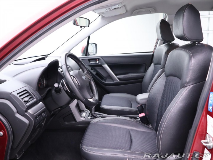 Subaru Forester 2,0 XT 177kW Aut. AWD CZ 2013