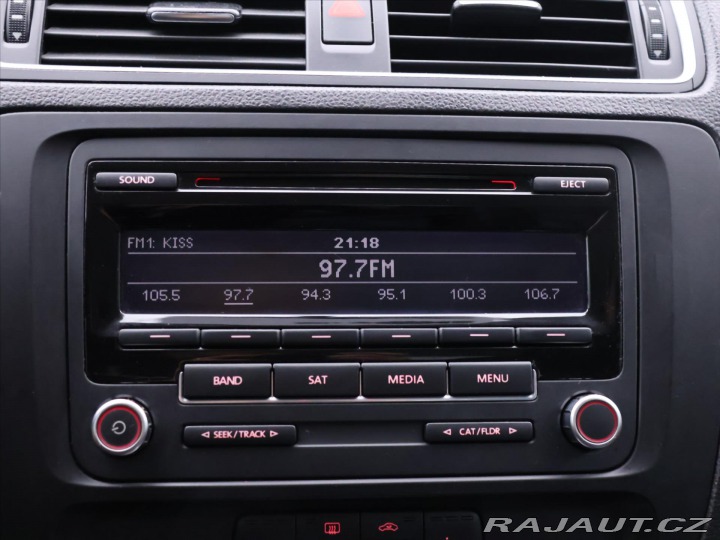 Volkswagen Jetta 2,0 TDI 103kW Klima 2013