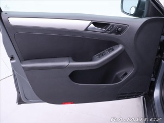 Volkswagen Jetta 2,0 TDI 103kW Klima 2013