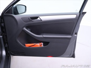 Volkswagen Jetta 2,0 TDI 103kW Klima 2013