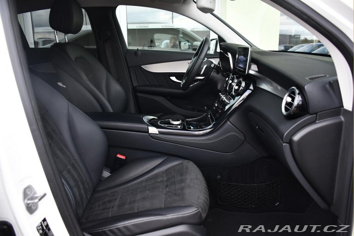 Mercedes-Benz GLC 220d 4MATIC LED ČR 2018