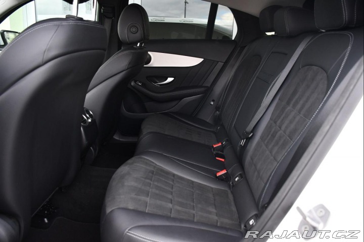 Mercedes-Benz GLC 220d 4MATIC LED ČR 2018