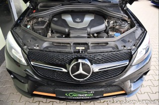 Mercedes-Benz GLE 350D 4M ORANGE ART EDITIO 2017