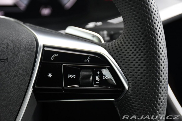 Audi A6 55TFSIe Q S-LINE 5L-ZÁRUK 2024