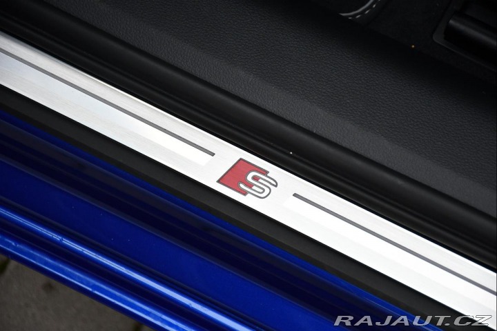 Audi A6 55TFSIe Q S-LINE 5L-ZÁRUK 2024