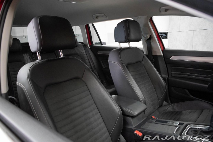 Volkswagen Passat 2.0 TSI ELEGANCE*TAŽNÉ*ČR 2021