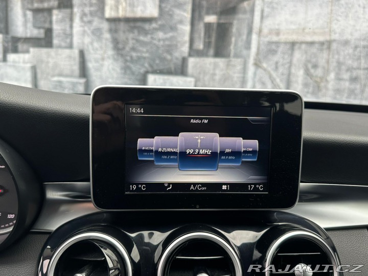 Mercedes-Benz C C220CDI,125KW,VYHŘ. SED., 2015