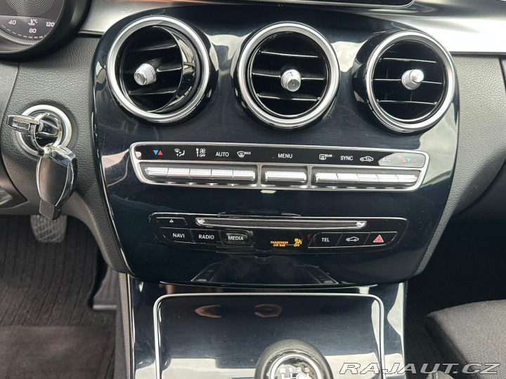 Mercedes-Benz C 220CDI,125KW,VYHŘ. SED., 2015