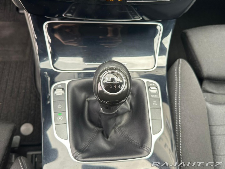 Mercedes-Benz C 220CDI,125KW,VYHŘ. SED., 2015