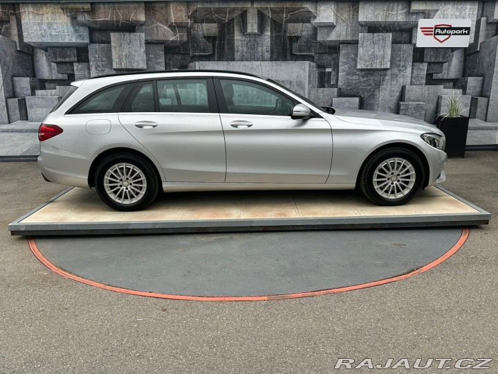 Mercedes-Benz C 220CDI,125KW,VYHŘ. SED., 2015