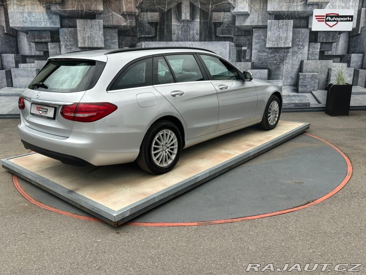 Mercedes-Benz C 220CDI,125KW,VYHŘ. SED., 2015
