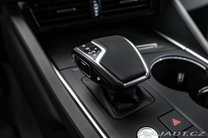 Volkswagen Touareg 3,0TDI 170kW, Vzduch, LED 2023