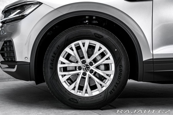 Volkswagen Touareg 3,0TDI 170kW, Vzduch, LED 2023