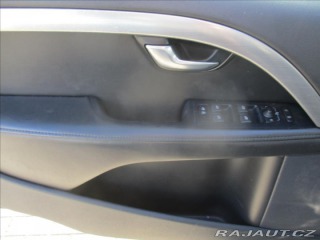Volvo XC70 2,4 D5 SUMMUM AWD Radar X 2011